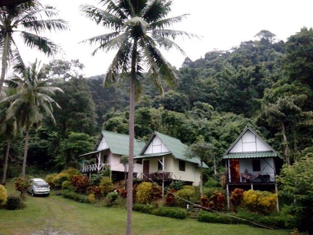 T.p.Hut Koh Chang